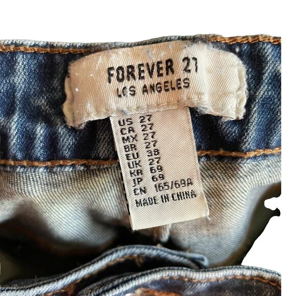 FOREVER 21 Women's Distressed Ripped Denim Jeans - Picture 7 of 7
